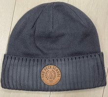 Load image into Gallery viewer, Winter Hat Beanie Leather Patch